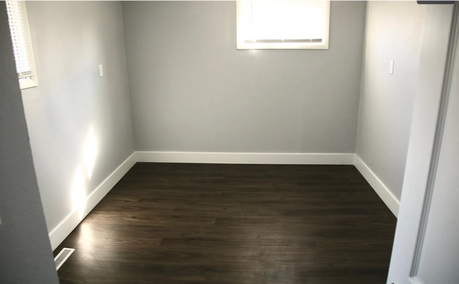 Building Photo - 1416-1418 Travis Street