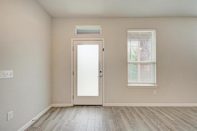 Building Photo - 5408 Baythorne Dr