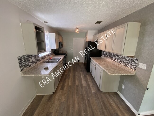 Building Photo - 192 Wright Cir