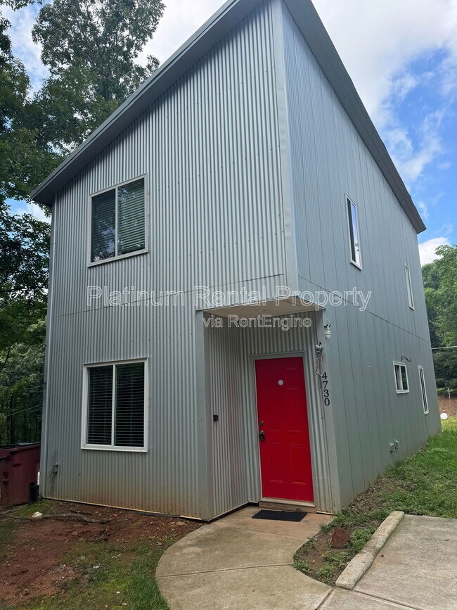 Primary Photo - 4730 Parks Rd