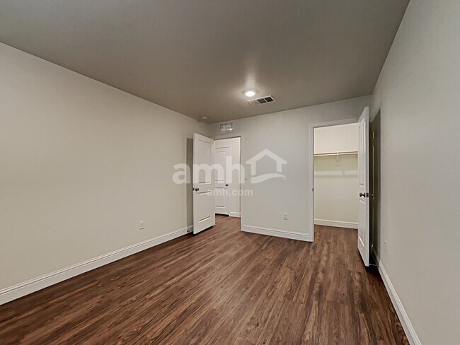 Building Photo - 720 Terrain Star Ave