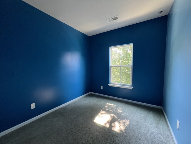 Building Photo - 11720 Blessington Rd