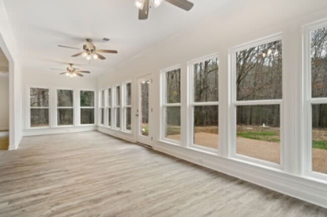 Building Photo - Stunning 4-Bedroom Home in Byhalia, MS - S...