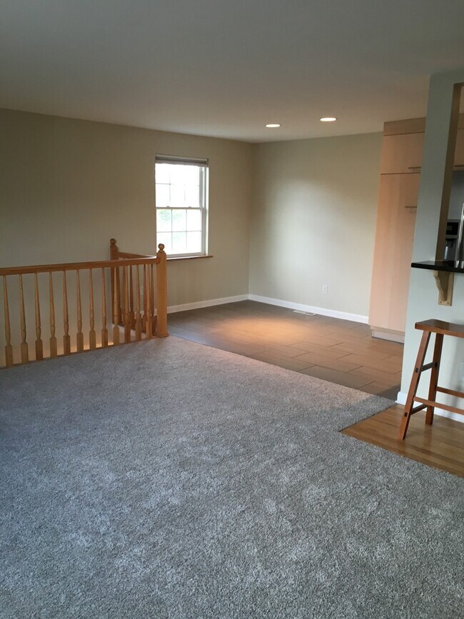 Building Photo - Lovely 2 bed 1 Bath Townhome in park-like setting in Boulder. - Available July 6th!