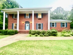 Building Photo - Large Fulton Home