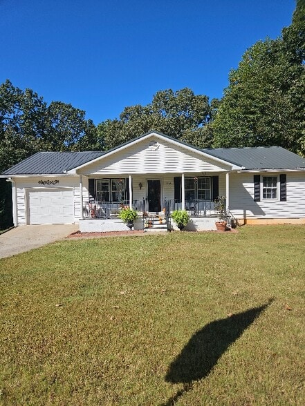 Building Photo - 1267 Kilgore Rd