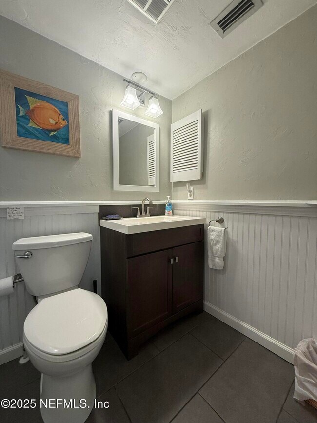 Building Photo - 5650 A1A S
