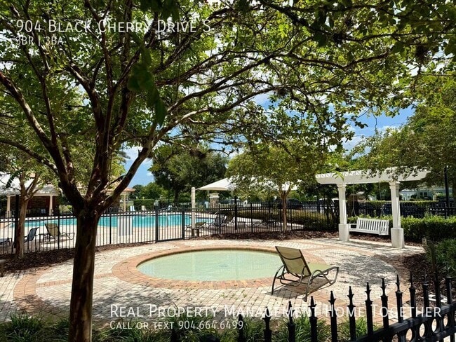 Building Photo - 904 Black Cherry Dr S