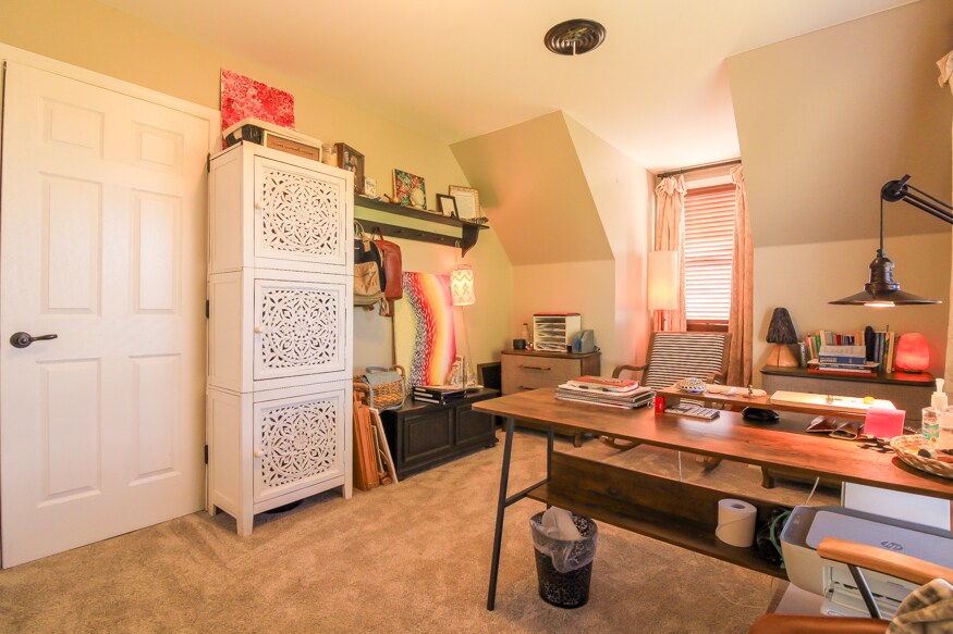 Building Photo - 511 Riverview Ct