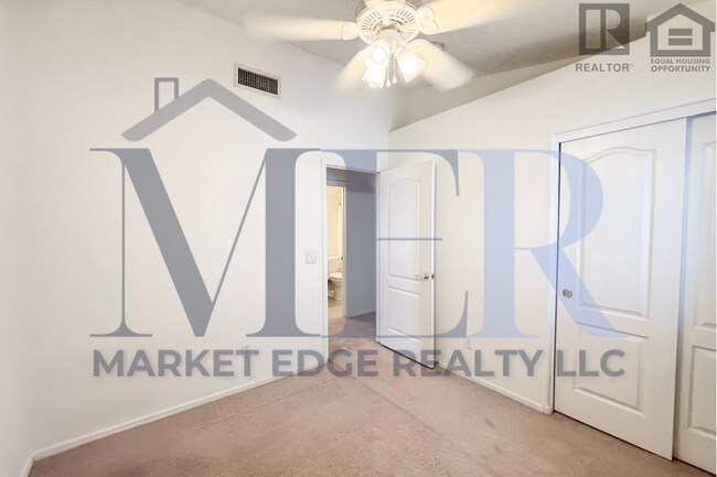 Building Photo - 3Bed/2Bath Home at Chandler Blvd/Alma Scho...