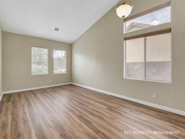 Building Photo - 2294 Tedesca Dr
