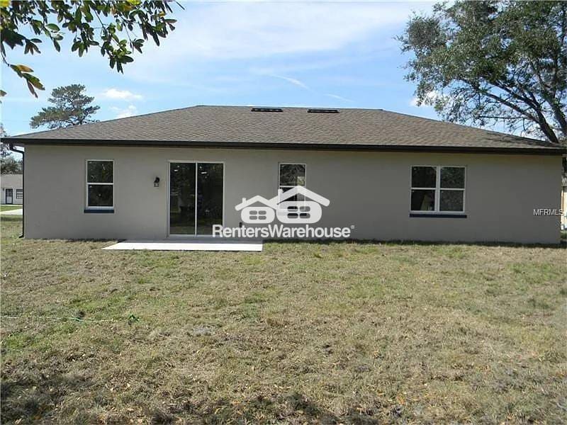 Building Photo - 701 Armadillo Dr