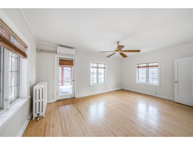 Building Photo - 1721 Humboldt Ave S