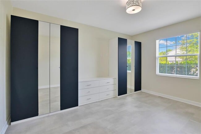 Building Photo - 4452 Seven Canyons Dr