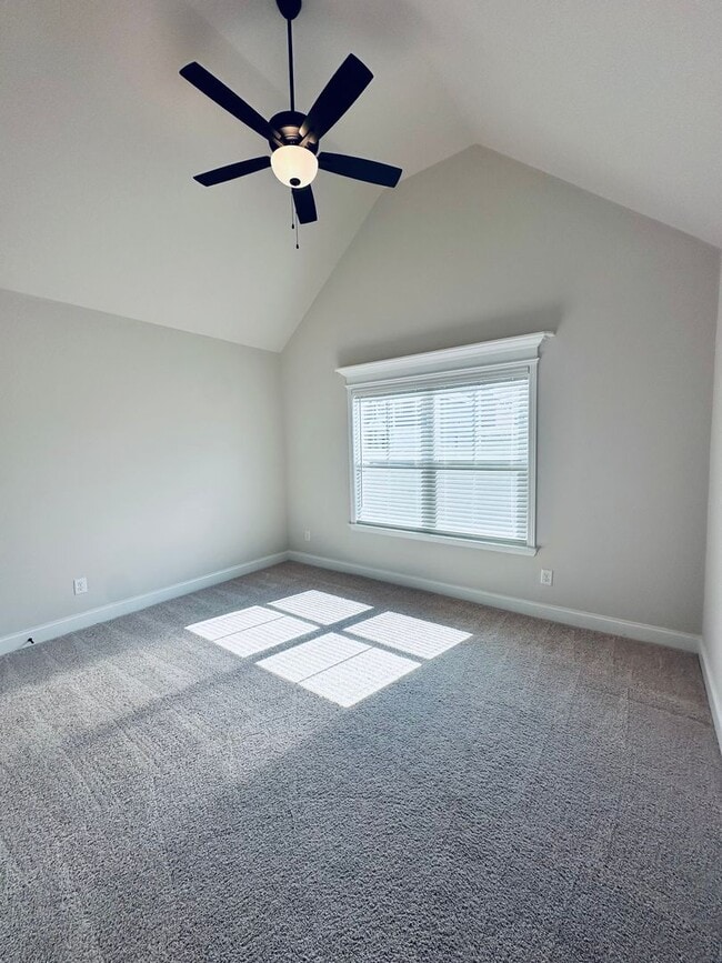 Building Photo - 714 Lindsey Brook Tr