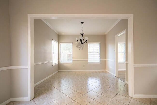 Building Photo - 16434 Concord Falls Ln