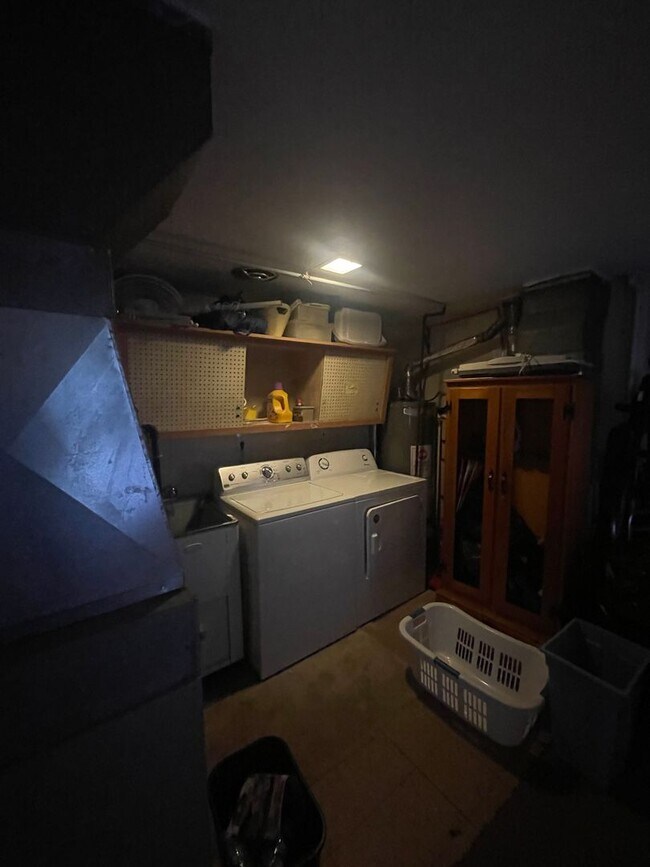 Building Photo - 7th Avenue Duplex