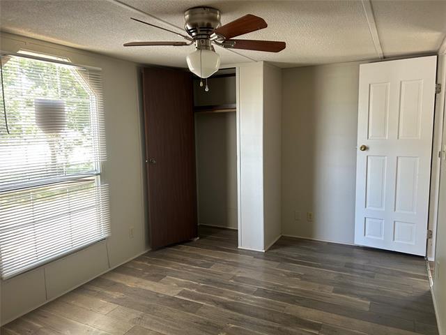 Building Photo - 120 Enchanted Oaks Ct