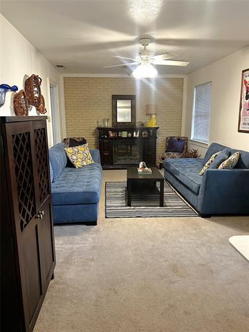 Building Photo - 725 Danish Dr