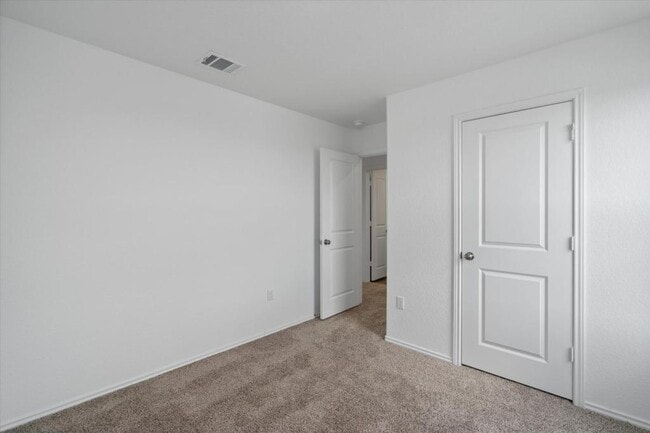 Building Photo - 301 Freshwater Dr