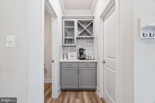 Building Photo - 1309 Crampton Pl