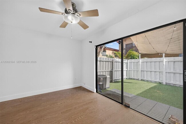 Building Photo - 10206 SW 77th Ct