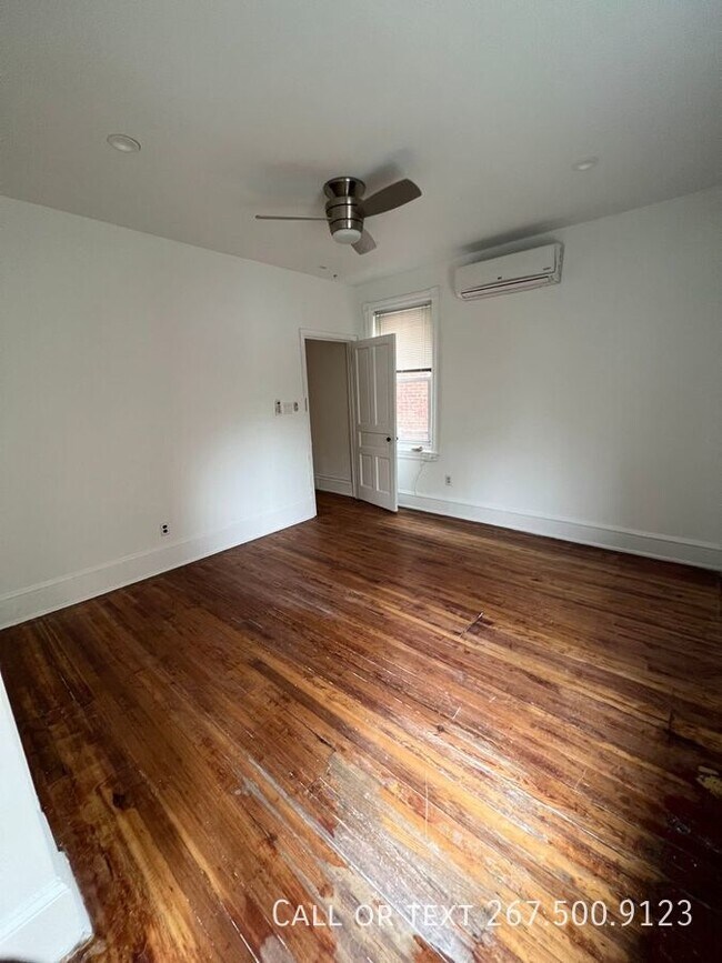 Building Photo - 236 S 45th St