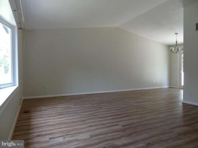 Building Photo - 1627 Severn Run Ct