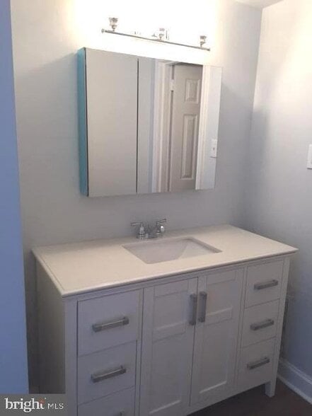 Building Photo - 8315 N Brook Ln