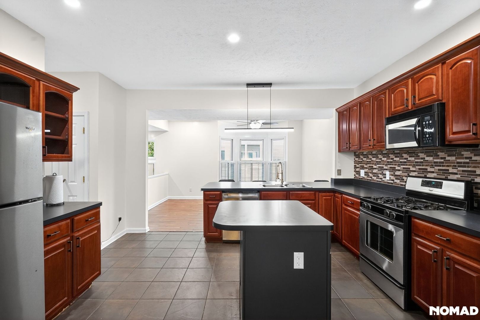 Building Photo - 5307 Herman Ave