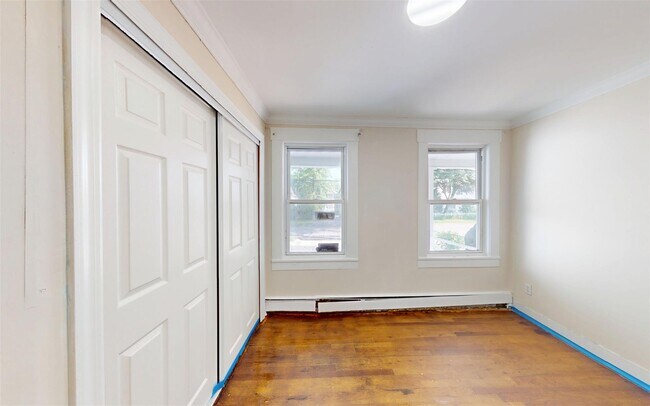 Building Photo - 236 Battle Ave
