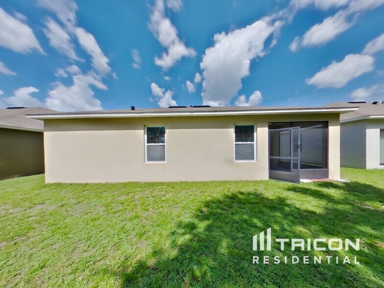 Building Photo - 518 Squires Grove Dr
