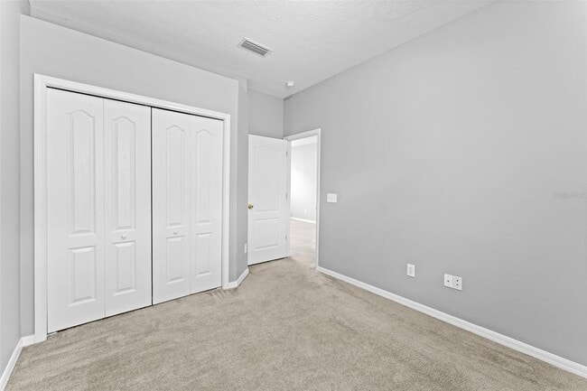 Building Photo - 8420 Deer Chase Dr