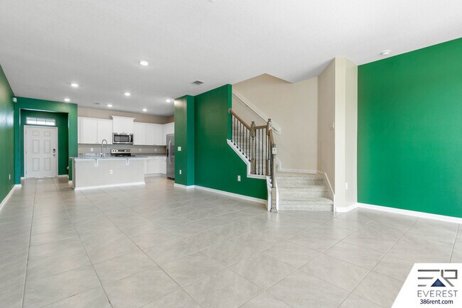 Building Photo - 152 Redbud Rd