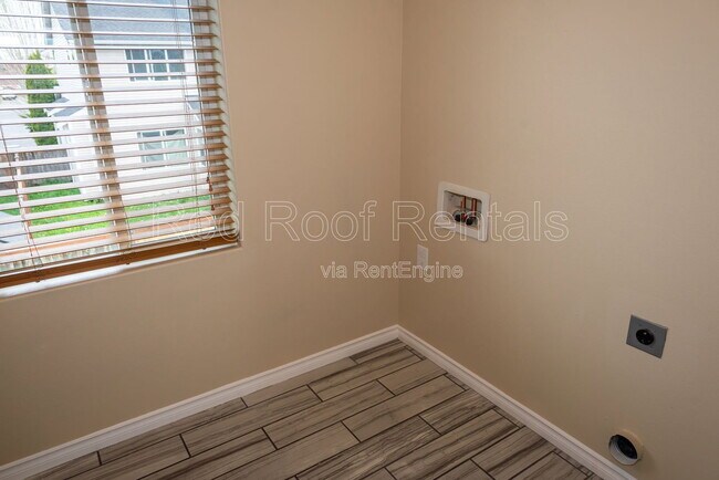 Building Photo - 10009 Greenbrier Ct SE