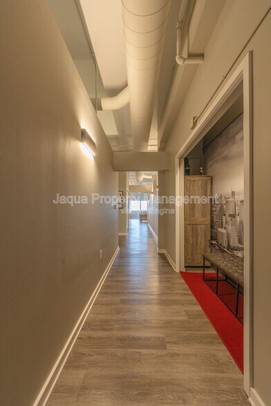 Building Photo - 125 S Kalamazoo Mall