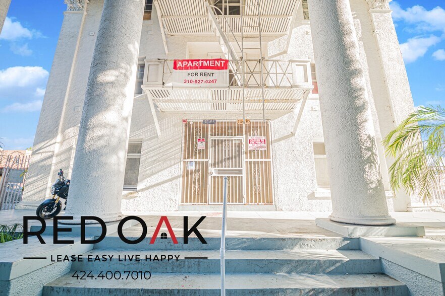 Building Photo - 1136 S Alvarado St