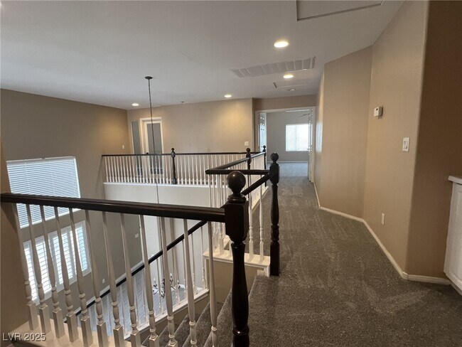 Building Photo - 1696 Sabatini Dr