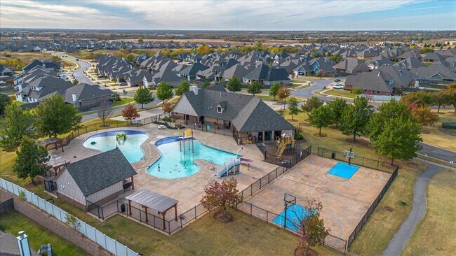 Building Photo - 18208 Scarborough Dr