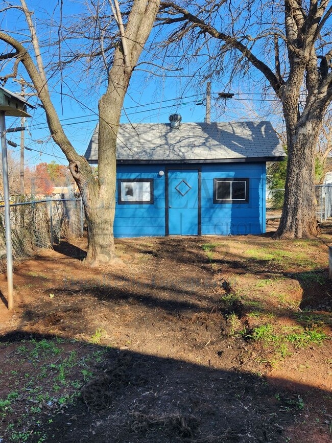 Building Photo - 3Br 2Ba house in Purcell!!