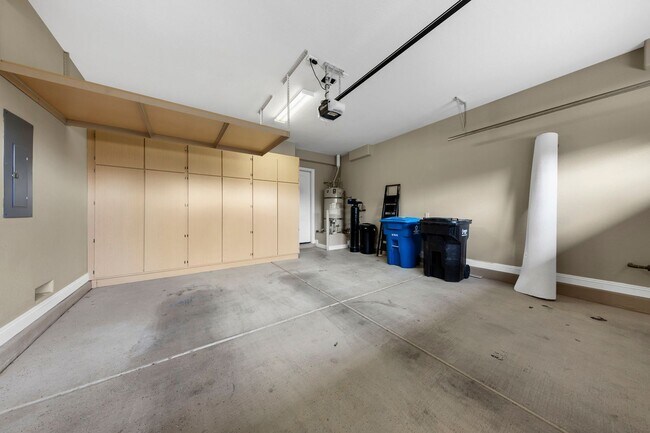 Building Photo - 2776 Liberation Dr