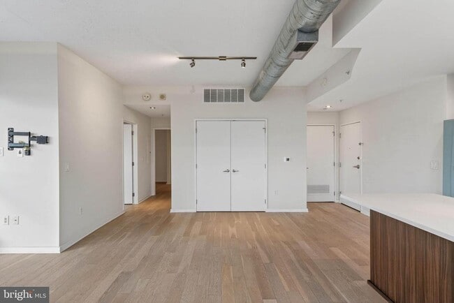 Building Photo - 3409 Wilson Blvd