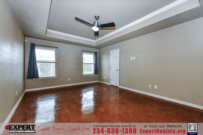 Building Photo - GORGEOUS 3 BEDROOM HOME WITH SOLAR PANELS!!