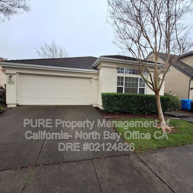 Building Photo - 1887 Mallard Ln