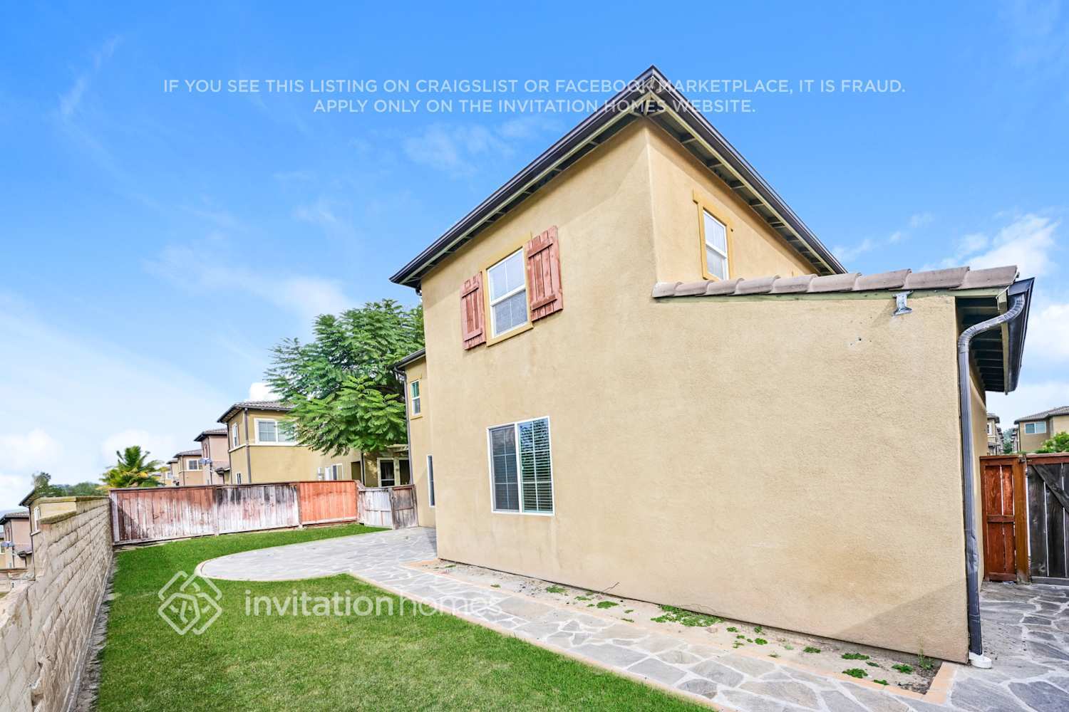 Building Photo - 9167 S Cullen Wy