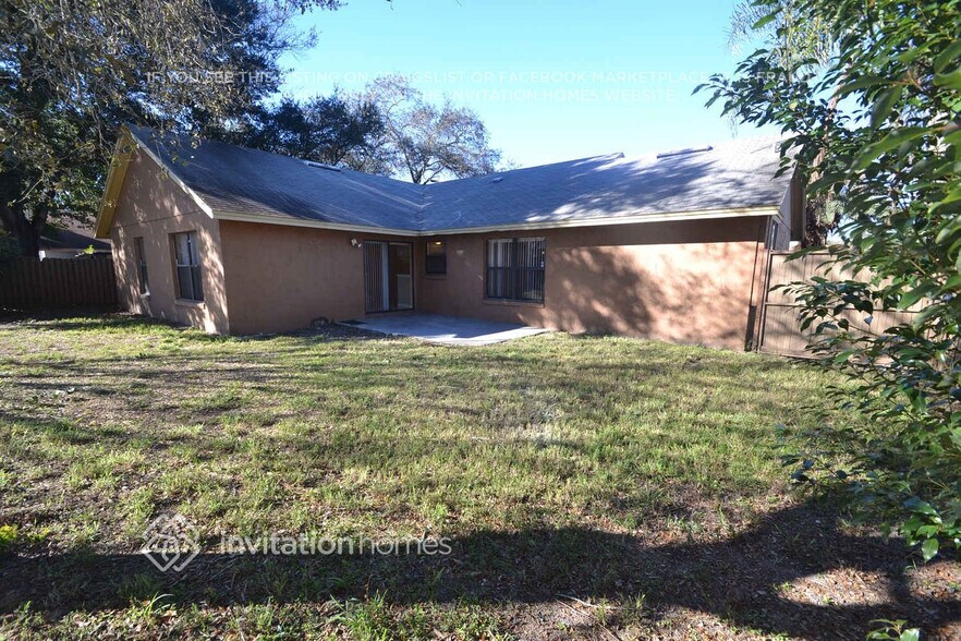 Building Photo - 7736 Covedale Dr