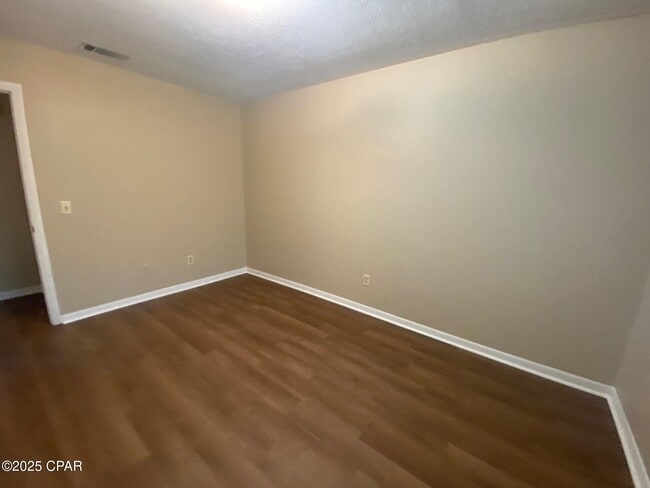 Building Photo - 6707-6722 FL-22