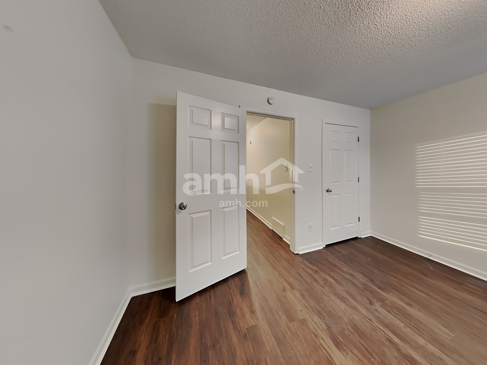 Building Photo - 1315 Chatman Cove