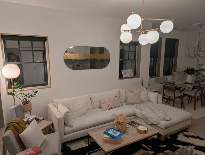 Building Photo - 409 Walnut Ave