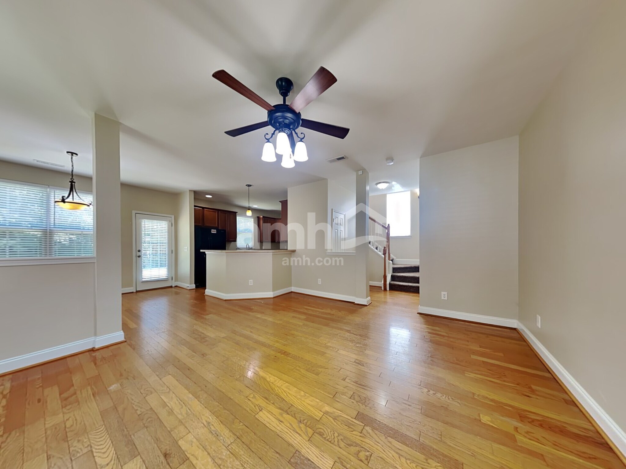 Building Photo - 284 Killarney Trl